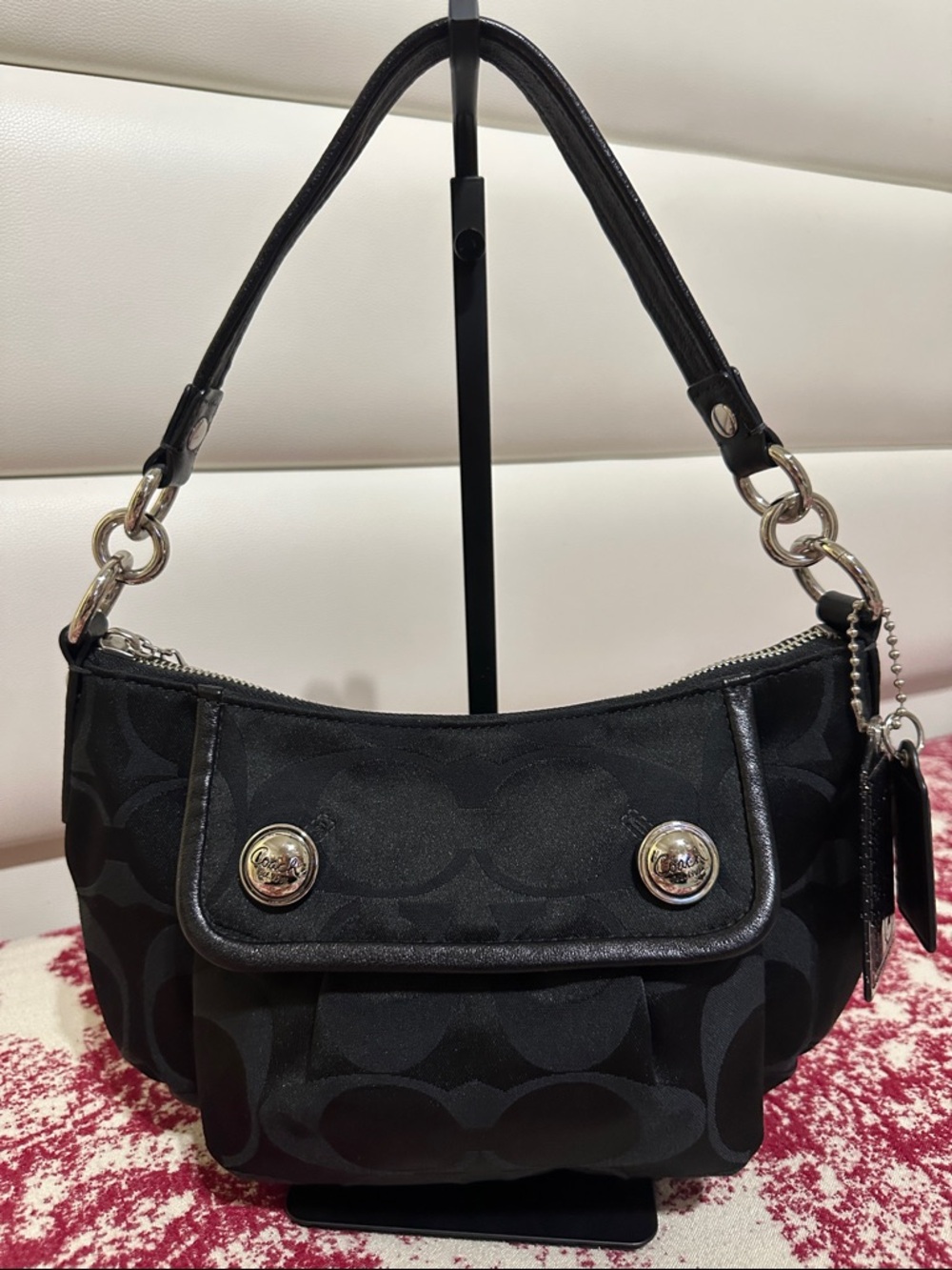 Coach Black Signature Canvas Shoulder Bag with Silver Hardware - Picture 2 of 15